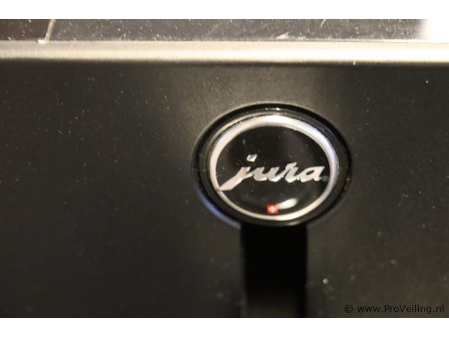 Jura volautomatische espressomachine type 681 - afbeelding 3 van  6