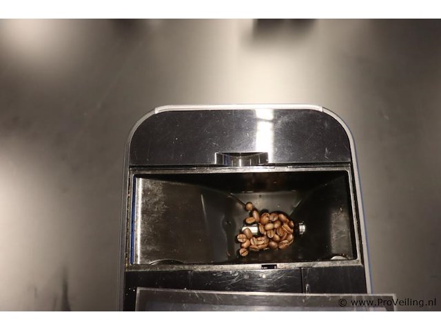Jura volautomatische espressomachine type 681 - afbeelding 4 van  6