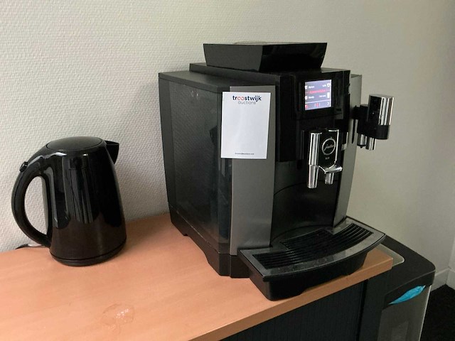 Jura we8 koffie- & espressomachine - afbeelding 1 van  8