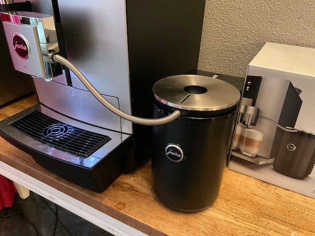 Jura x8 koffiemachine - afbeelding 6 van  13