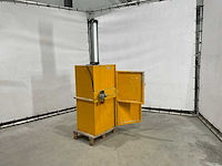 Jurenco - 1999 - cantresse 2000 - meng installatie - afbeelding 1 van  8