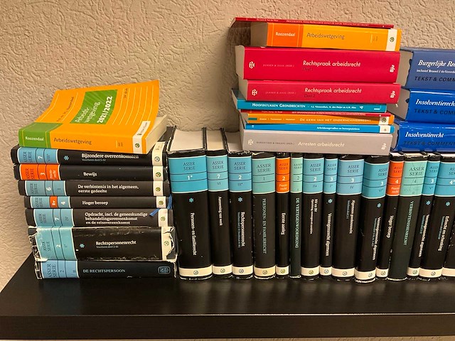 Juridische boeken - afbeelding 4 van  11