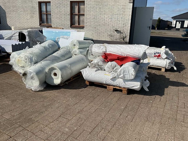 Jushi group - e6crmc - polyester glasvezelmat op rol (26x) - afbeelding 1 van  7