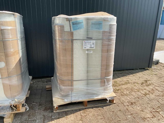 Jushi group - e6crmc350 - polyester glasvezelmatten op rol (1700 kg) - afbeelding 1 van  6