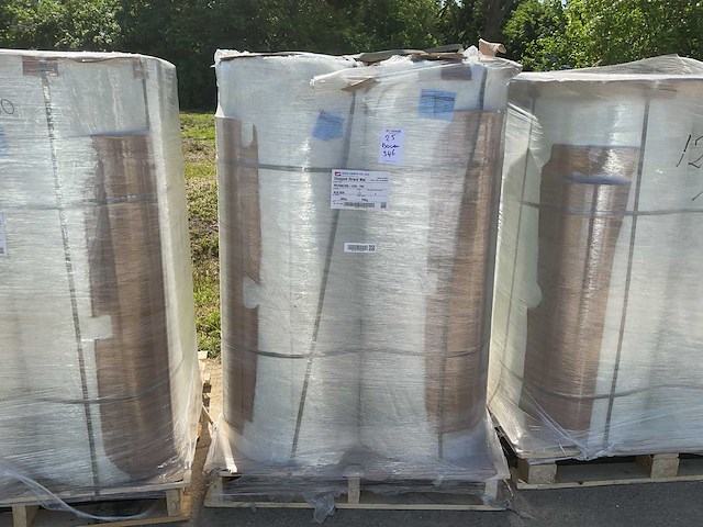 Jushi group - e6crmc350 - polyester poedergebonden glasvezelmatten op rol (3000 kg) - afbeelding 1 van  4