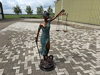Justicia op marmervoet - afbeelding 1 van  5