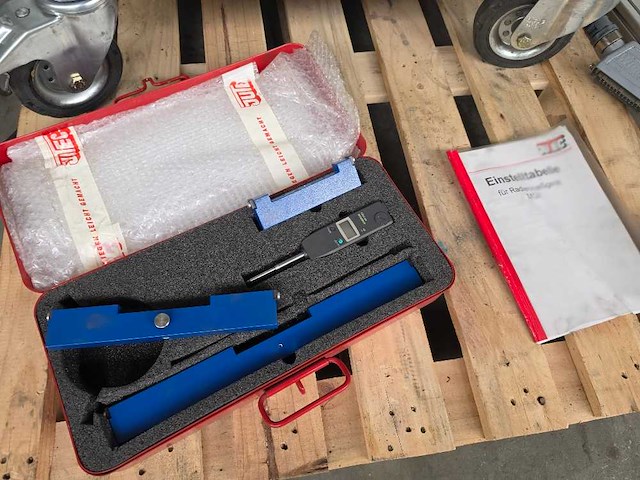 Jutec - 2000 - db-5000 - buigmachine - afbeelding 11 van  22