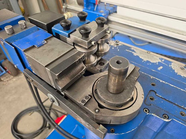 Jutec - 2000 - db-5000 - buigmachine - afbeelding 13 van  22