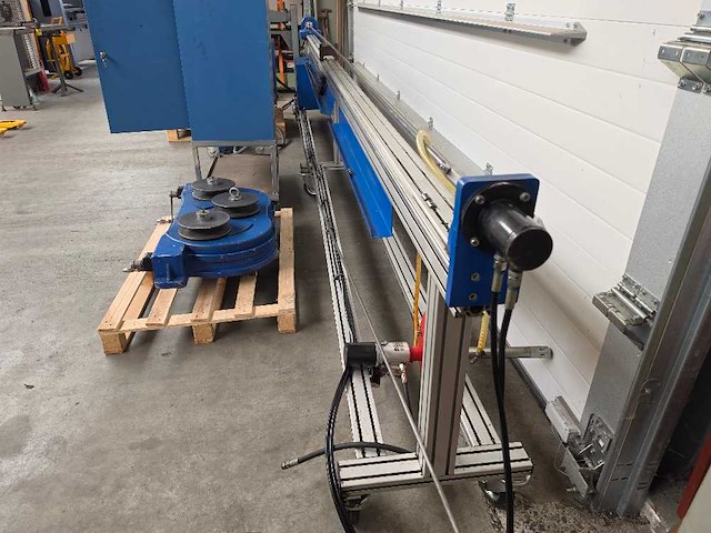 Jutec - 2000 - db-5000 - buigmachine - afbeelding 18 van  21