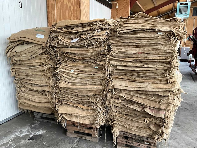 Juten zak (1200x) - afbeelding 3 van  3