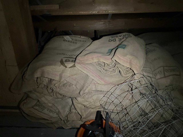 Juten zak (1600x) - afbeelding 3 van  3