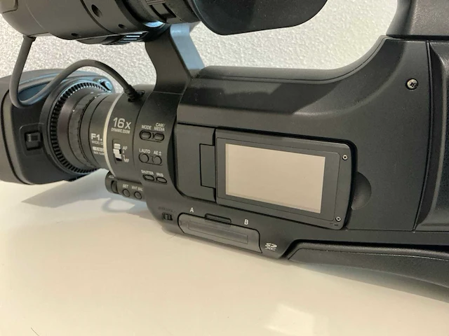 Jvc - gy-hm70e - videocamera - afbeelding 7 van  16