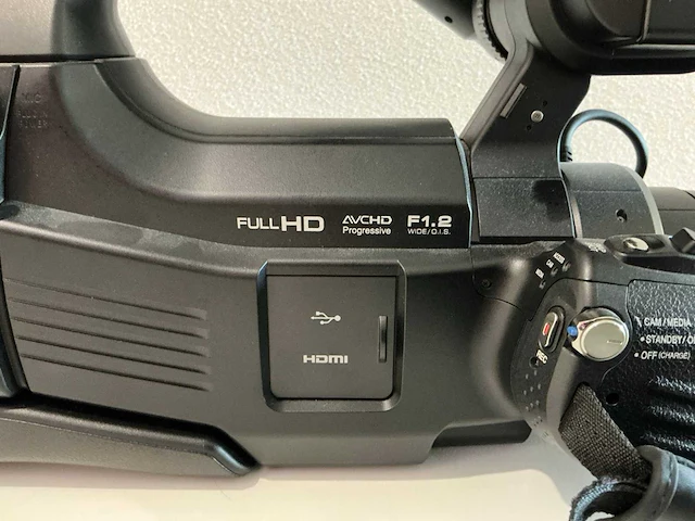 Jvc - gy-hm70e - videocamera - afbeelding 12 van  16