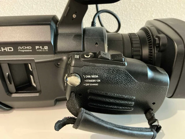 Jvc - gy-hm70e - videocamera - afbeelding 15 van  16