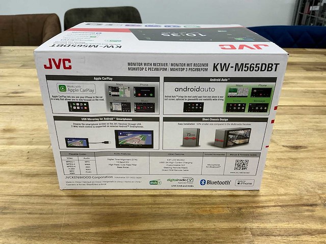 Jvc kw-m565dbt monitor with reciever - afbeelding 3 van  4