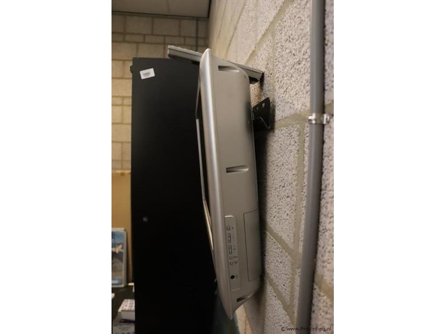 Jvc tv type interiart incl. afstandsbediening & muurbeugel - afbeelding 3 van  5
