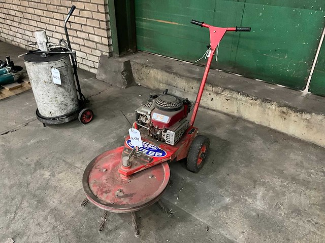 Jydeland sweeper 1196 onkruidborstel - afbeelding 1 van  8