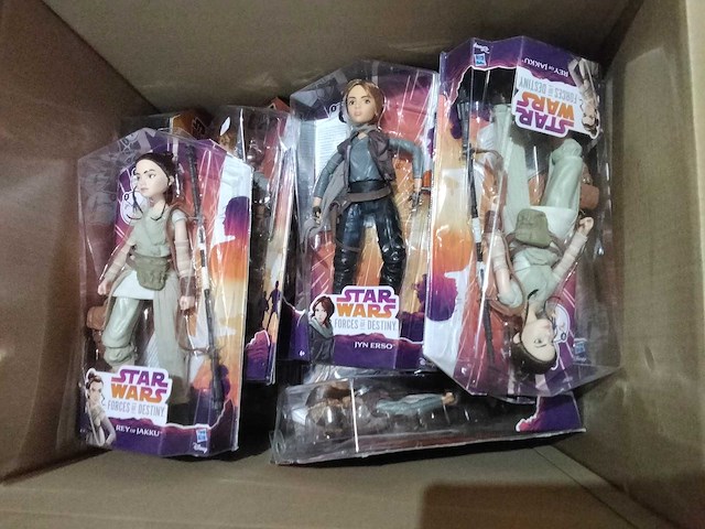 Jyn erso/rey/jakka - originele star wars poppen. - afbeelding 2 van  2