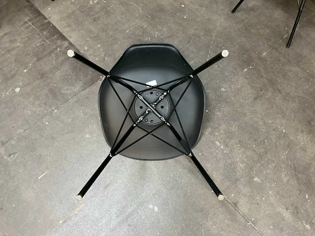 Jysk - kuipstoel monstrum / kastrup of ejby - wachtkamerstoelen (6x) - afbeelding 3 van  6
