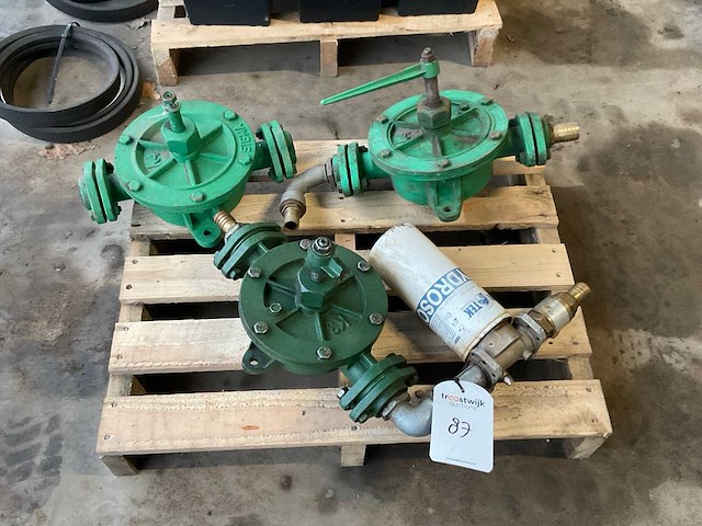 K3 k4 vlinderpomp (3x) - afbeelding 1 van  2