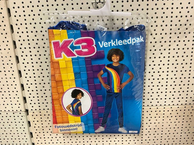 K3 kinderkostuum - maat 116 (26x) - afbeelding 1 van  2