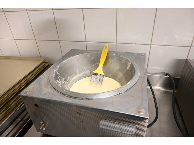 Kaak couvertuurmachine - afbeelding 3 van  3