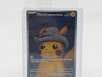 Kaart, pokémon, pikachu with grey felt hat svp 085 promo, 2023 - afbeelding 2 van  6