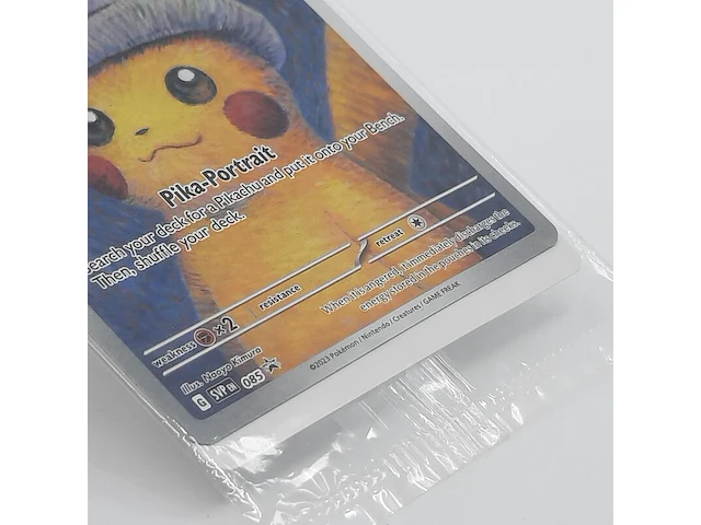 Kaart, pokémon, pikachu with grey felt hat svp 085 promo, 2023 - afbeelding 3 van  4