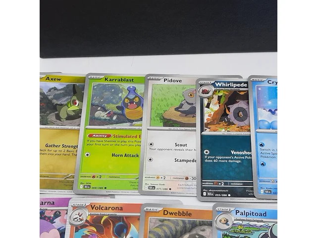 Kaarten in doos, pokémon, scarlet&violet black volt - afbeelding 10 van  26