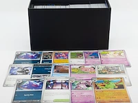 Kaarten in doos, pokémon, scarlet&violet black volt