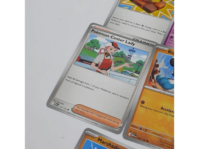 Kaarten in doos, pokémon, scarlet&violet black volt - afbeelding 3 van  25