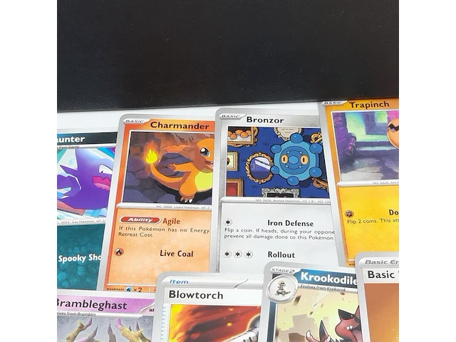 Kaarten in doos, pokémon, scarlet&violet white flare - afbeelding 14 van  20