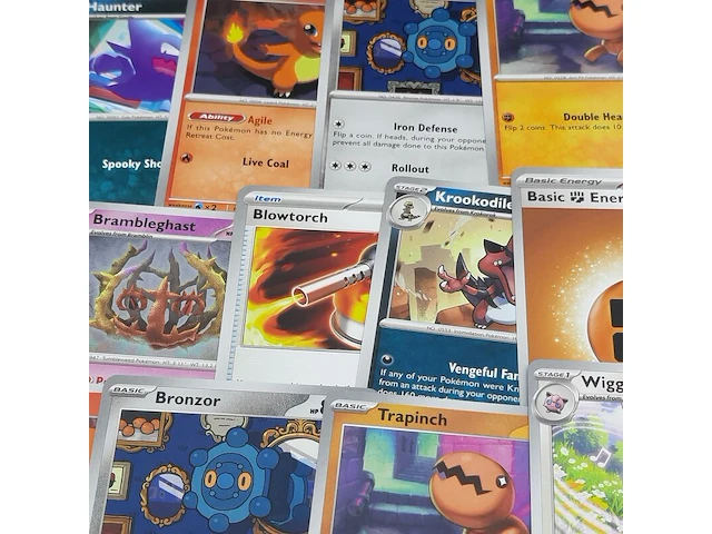 Kaarten in doos, pokémon, scarlet&violet white flare - afbeelding 17 van  20
