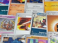 Kaarten in doos, pokémon, scarlet&violet white flare - afbeelding 17 van  20