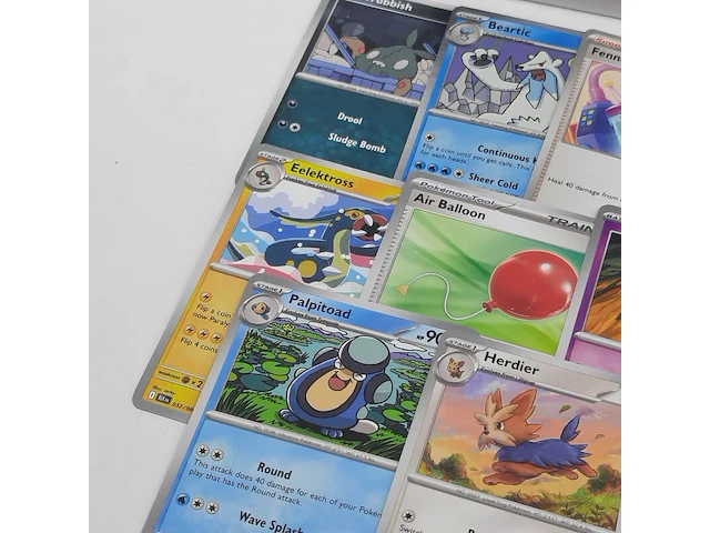 Kaarten in doos, pokémon, scarlet&violet white flare - afbeelding 15 van  19
