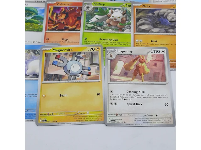 Kaarten in doos, pokémon, scarlet&violet white flare - afbeelding 18 van  19