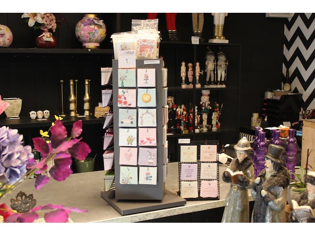 Kaartjes carrousel met ruim 600 kaartjes in diverse uitvoeringen. - afbeelding 1 van  4