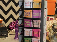 Kaartjes carrousel met ruim 600 kaartjes in diverse uitvoeringen. - afbeelding 3 van  4