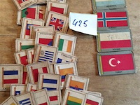 Kaartjes vlaggen - afbeelding 1 van  3