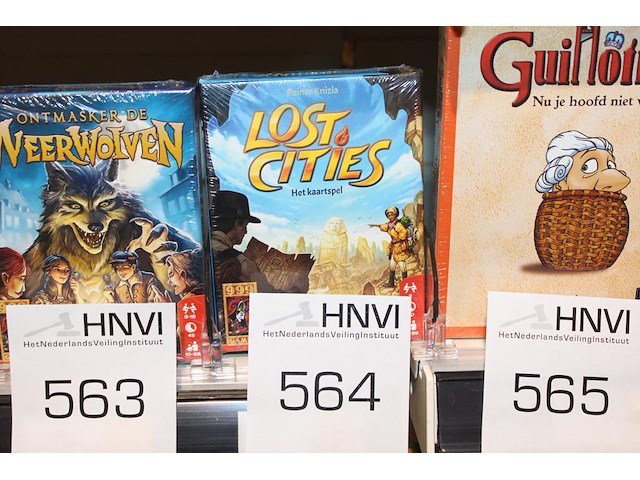 Kaartspel 999 games weerwolven. - afbeelding 1 van  1