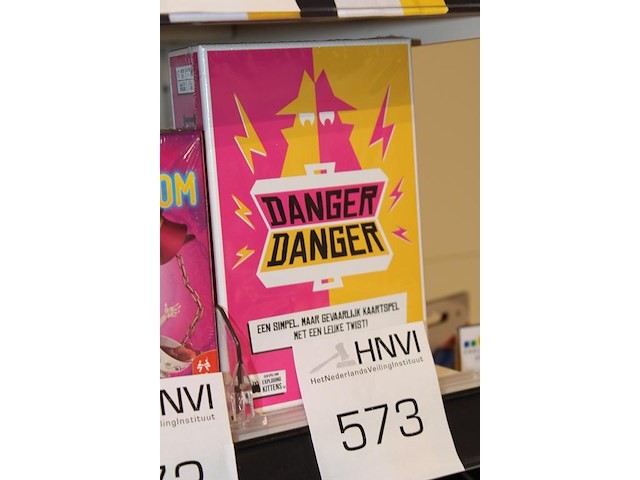 Kaartspel danger danger, leeftijd 7+. - afbeelding 2 van  2