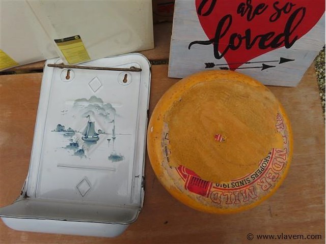 Kaasbol, emaille rekje, kaders enz… - afbeelding 2 van  3