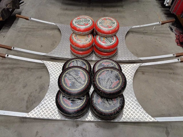 Kaasdrager + 10 kazen (2x) - afbeelding 3 van  3