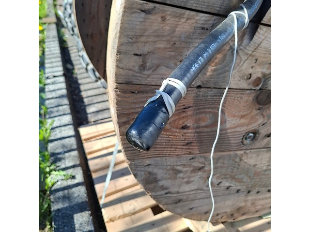 Kabel huls op houten haspel, rds cellflex - afbeelding 7 van  7