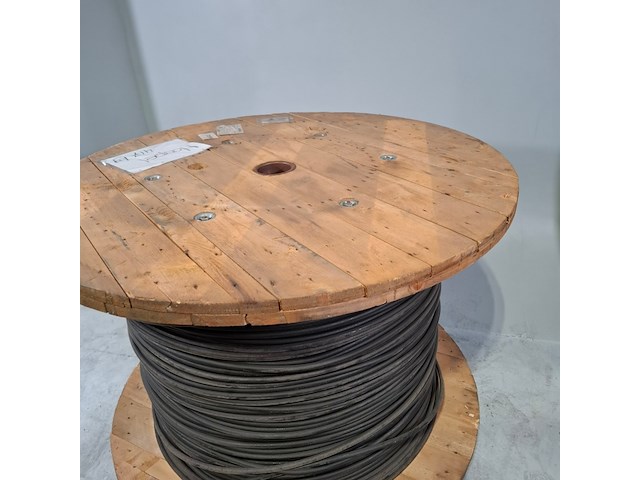 Kabel op haspel - afbeelding 3 van  4