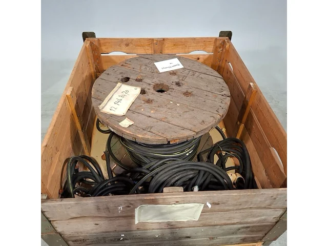 Kabel op haspel - afbeelding 2 van  6