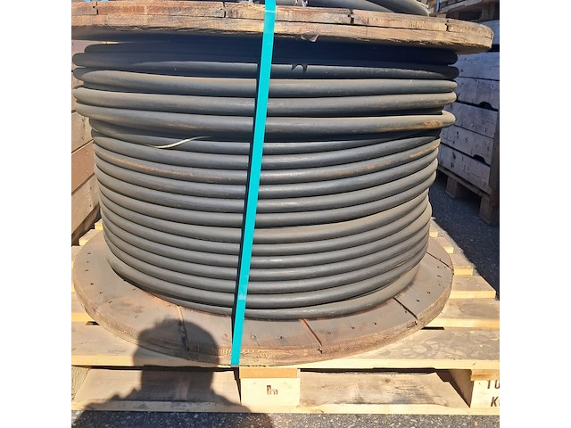 Kabel op houten haspel - afbeelding 4 van  4