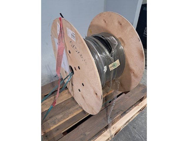Kabel op houten haspel - afbeelding 4 van  4
