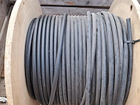 Kabel op houten haspel - afbeelding 2 van  6