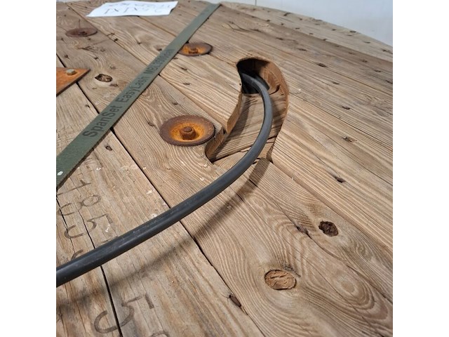 Kabel op houten haspel - afbeelding 6 van  6